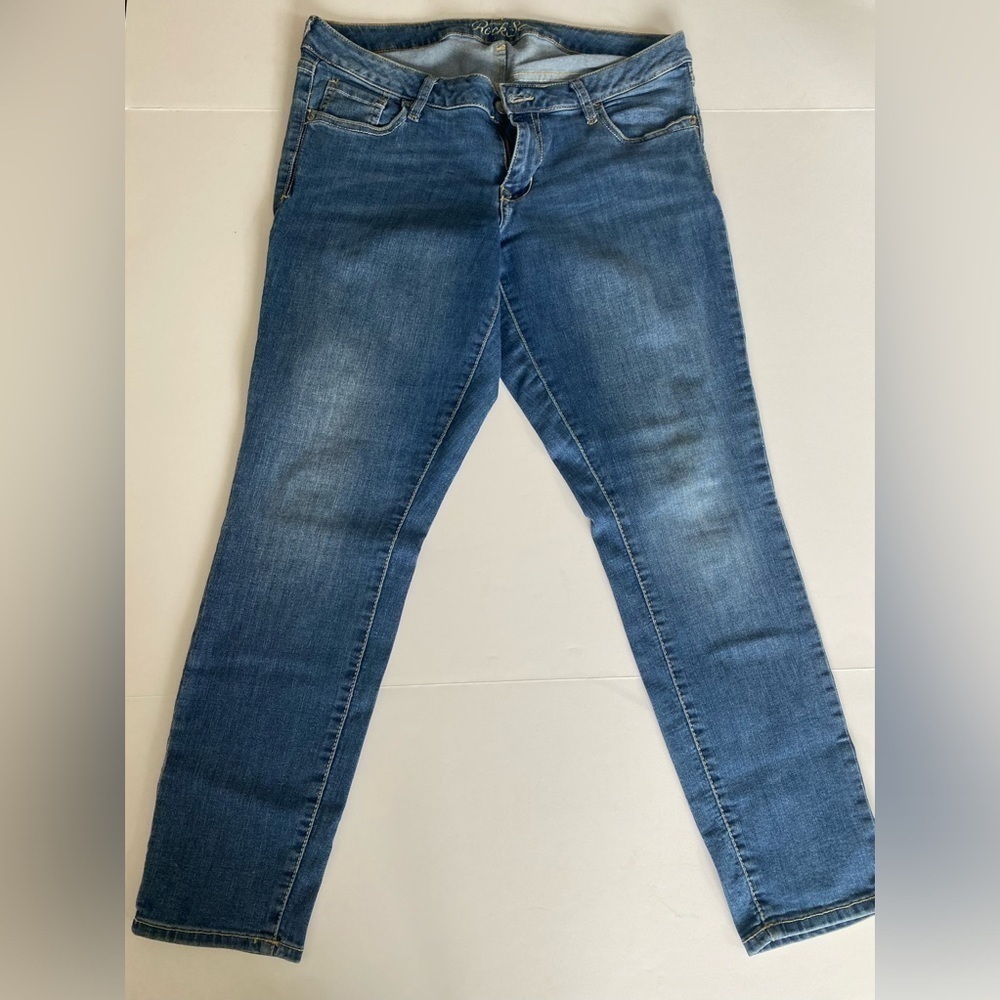 Old Navy Low-Rise Rockstar Super Skinny Jeans  14